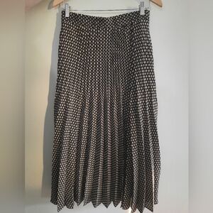 Max Studio Pleaded Midi Skirt Size S.